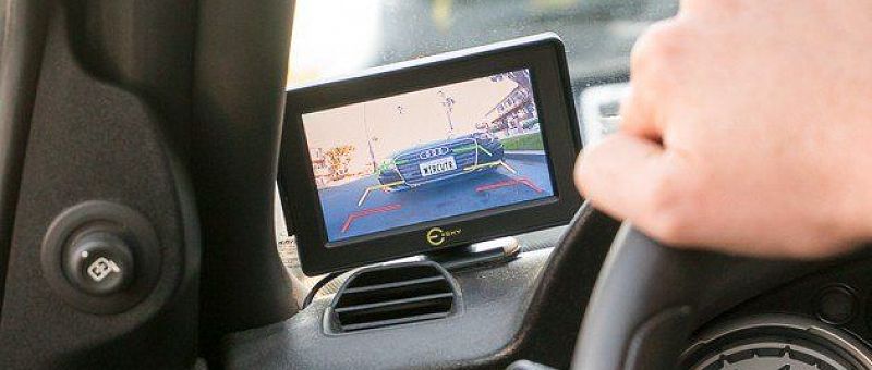 Установка видеорегистратора с камерой заднего вида (скрытая проводка)