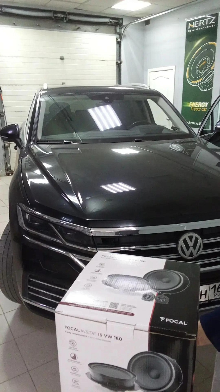 Volkswagen Touareg: установка акустики и шумоизоляция передних дверей   